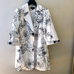 Studio Point White & Black Floral Blazer